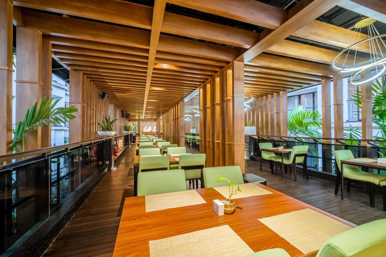 Hotel Park Regis Kuta Kuta Lombok Esterno foto